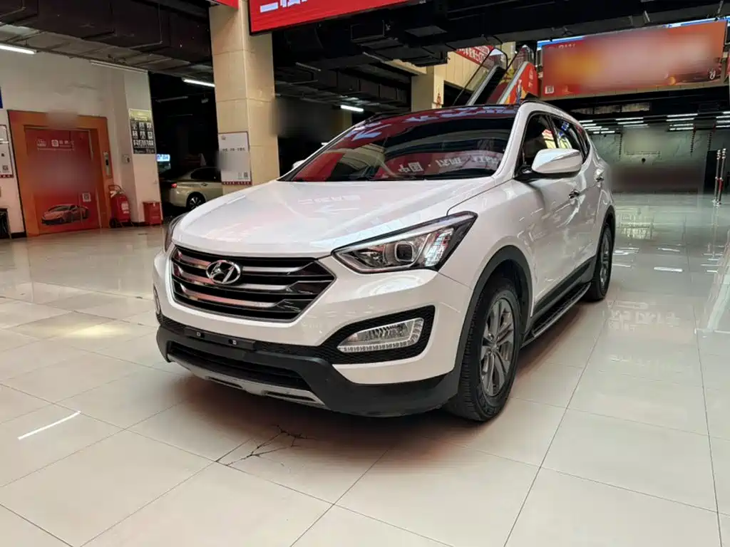 Hyundai Santa Fe 2015 — фото 2