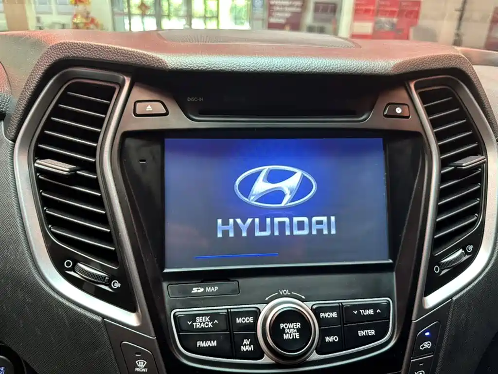 Hyundai Santa Fe 2015 — фото 22
