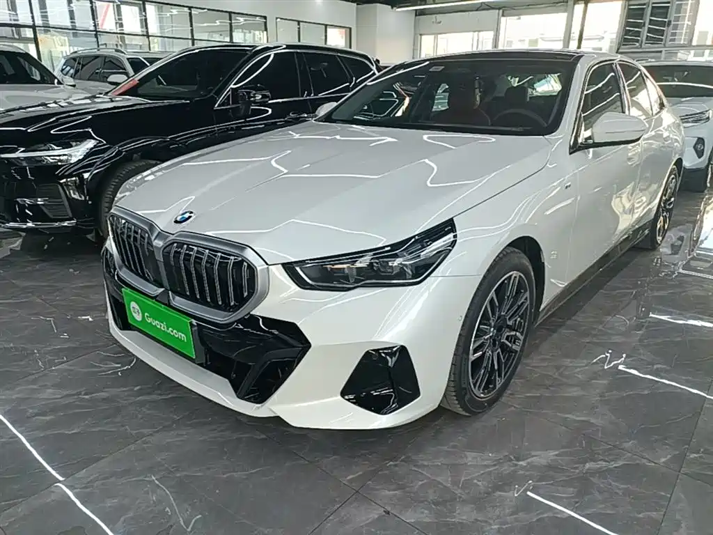 BMW 5 Series 2026