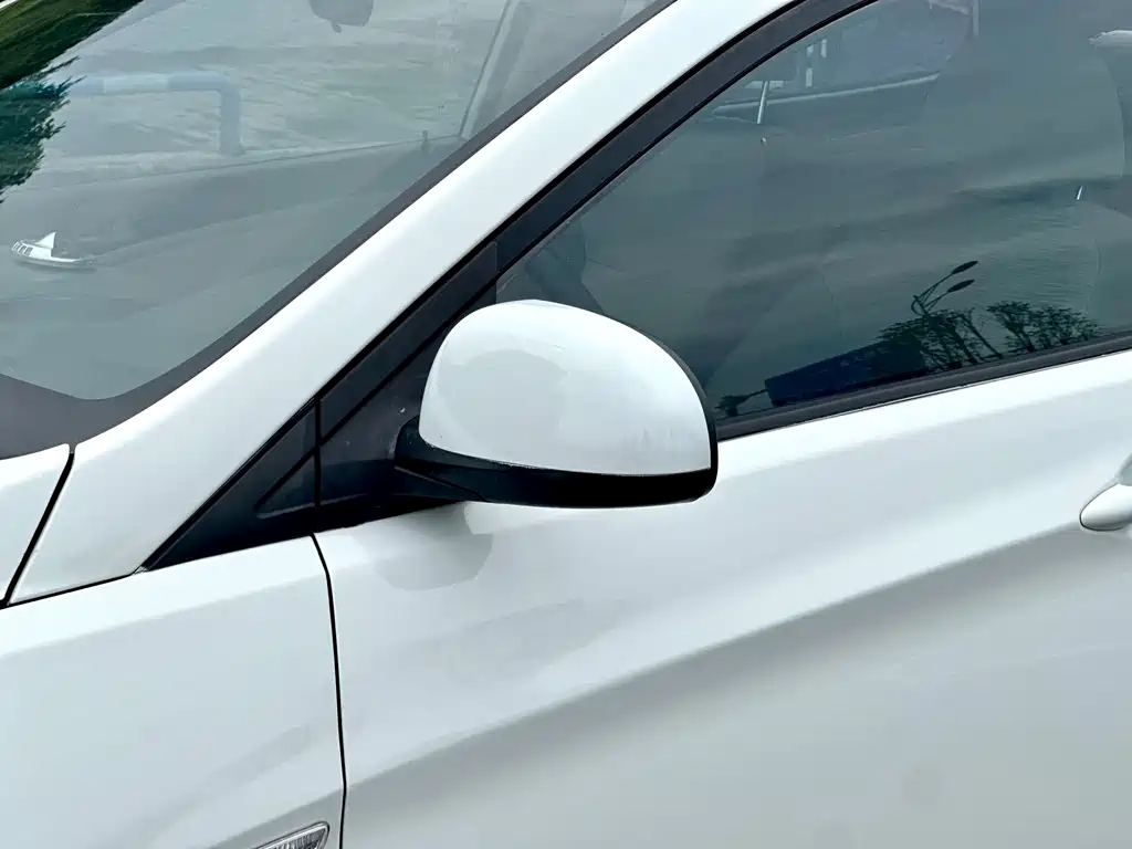Hyundai Verna 2016 — фото 17