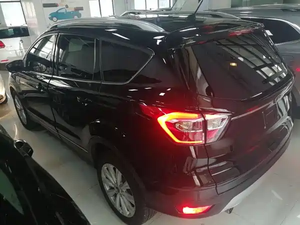 Ford Kuga 2017
