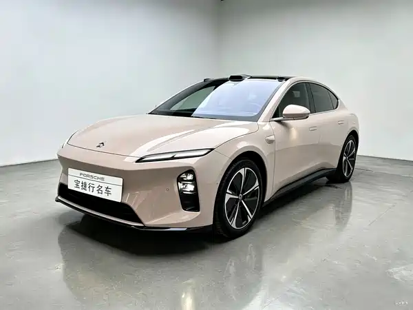 NIO ET5 2025