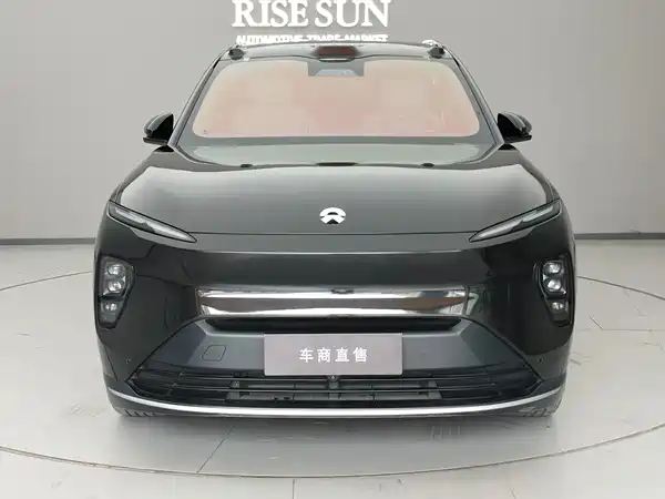 NIO ES8 2023