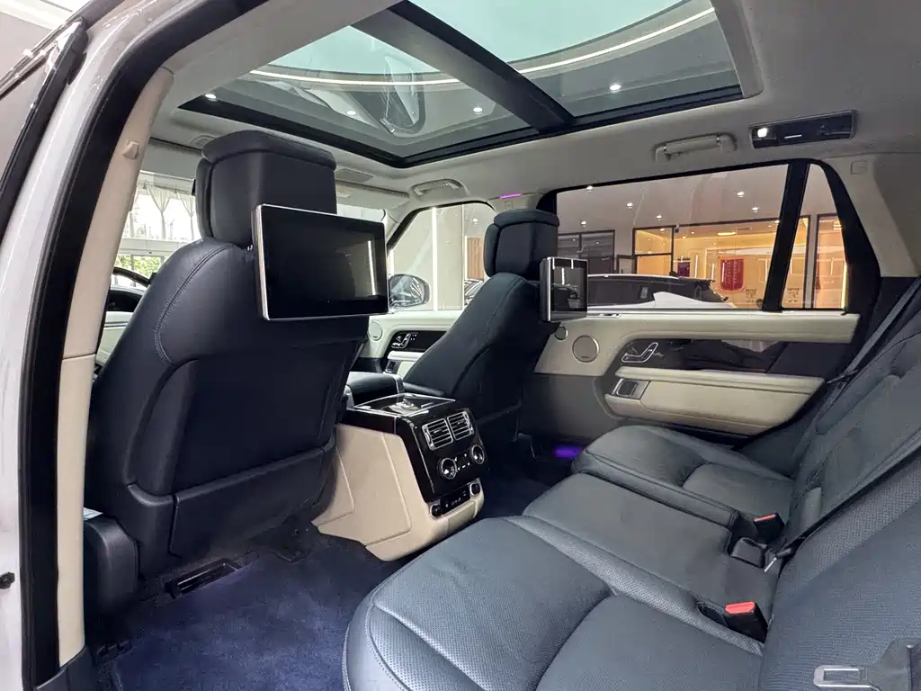 Land Rover Range Rover 2020 — фото 14