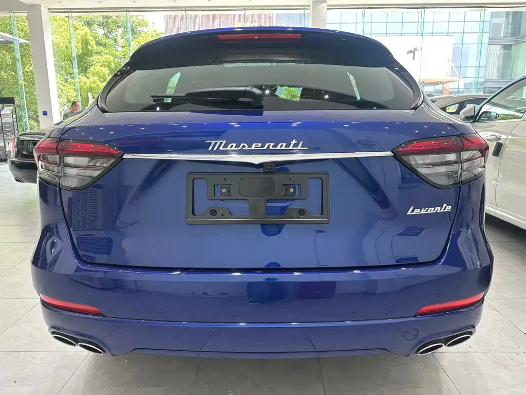 Maserati Levante — фото 17