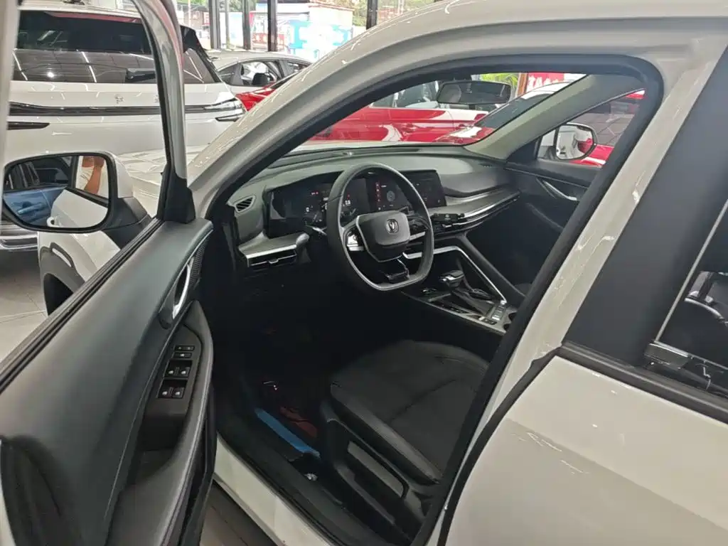 Changan CS35PLUS 2024 — фото 16