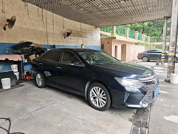 Toyota Camry 2015