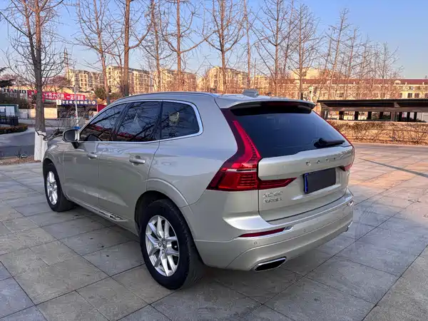 Volvo XC60 2021