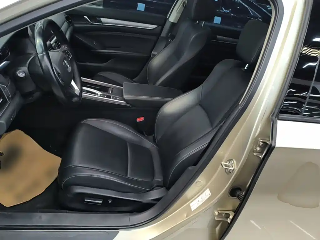 Honda Inspire 2019 — фото 15