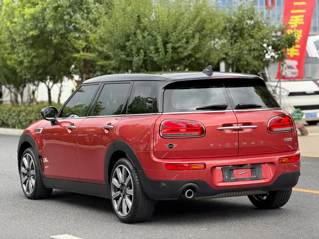 MINI Clubman 2019 — фото 18