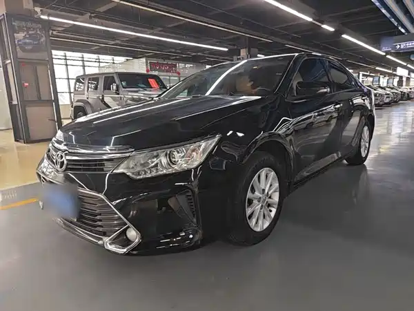 Toyota Camry 2016