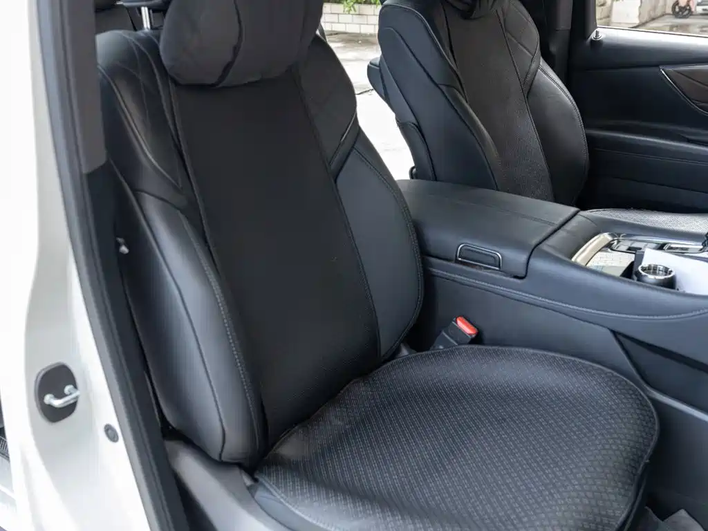 Toyota Alphard 2024 — фото 16