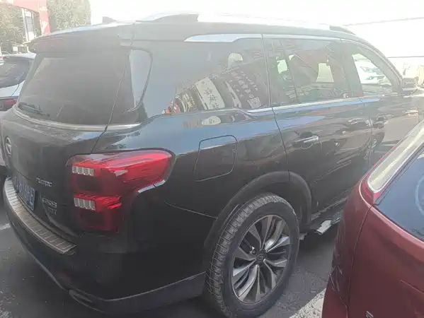 GAC Trumpchi GS8 2017