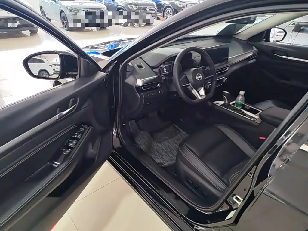Nissan Teana 2024 — фото 16