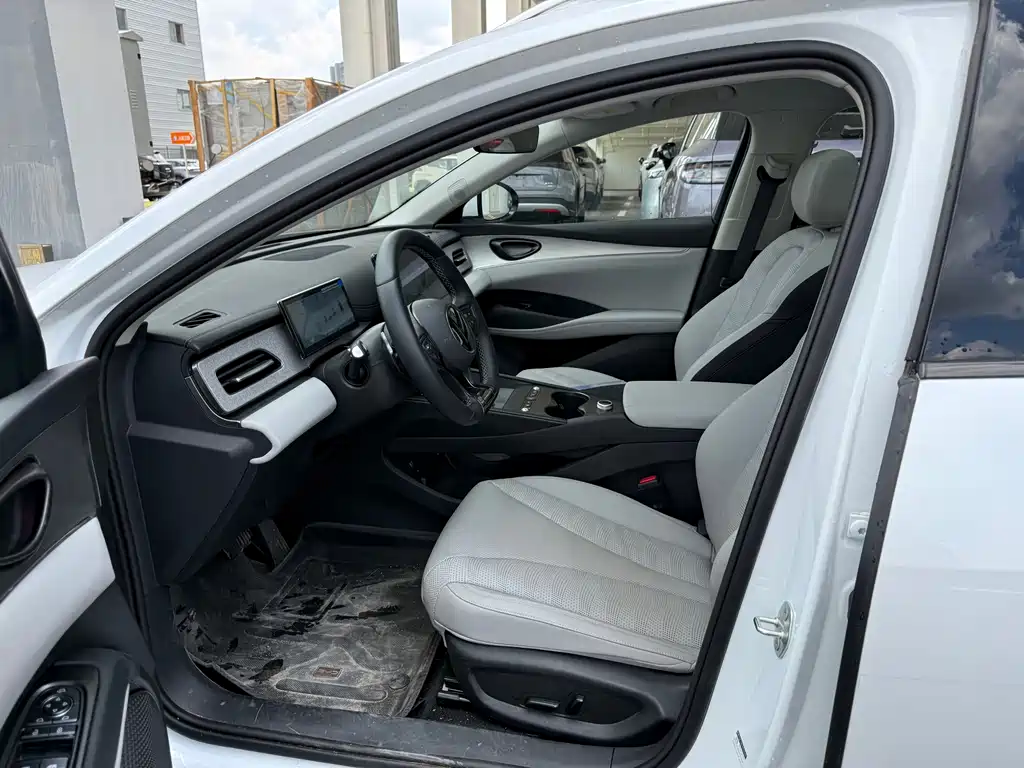 BYD Seal 06 DM-i Travel Edition 2025 — фото 13