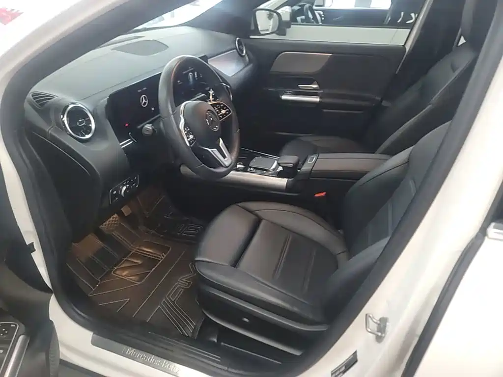 Mercedes-Benz GLA 2023 — фото 15
