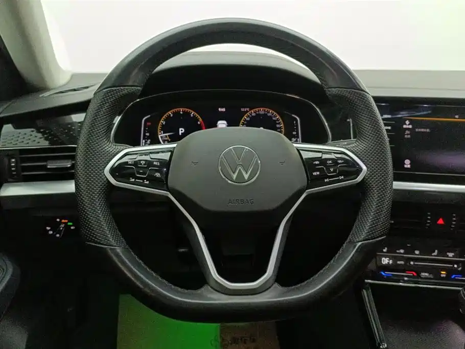 Volkswagen Passat 2023 — фото 15