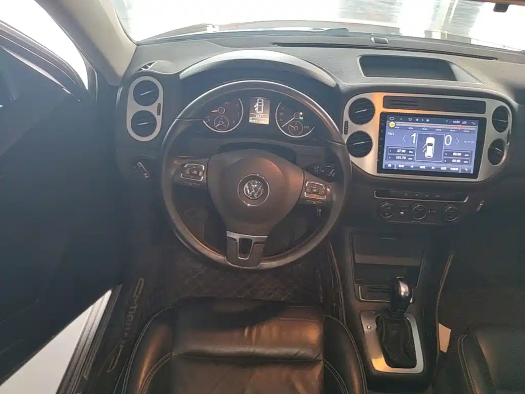 Volkswagen Tiguan 2019 — фото 11