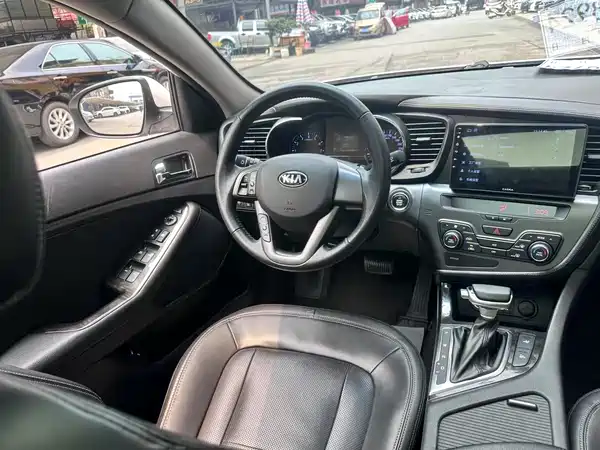 Kia K5 2013