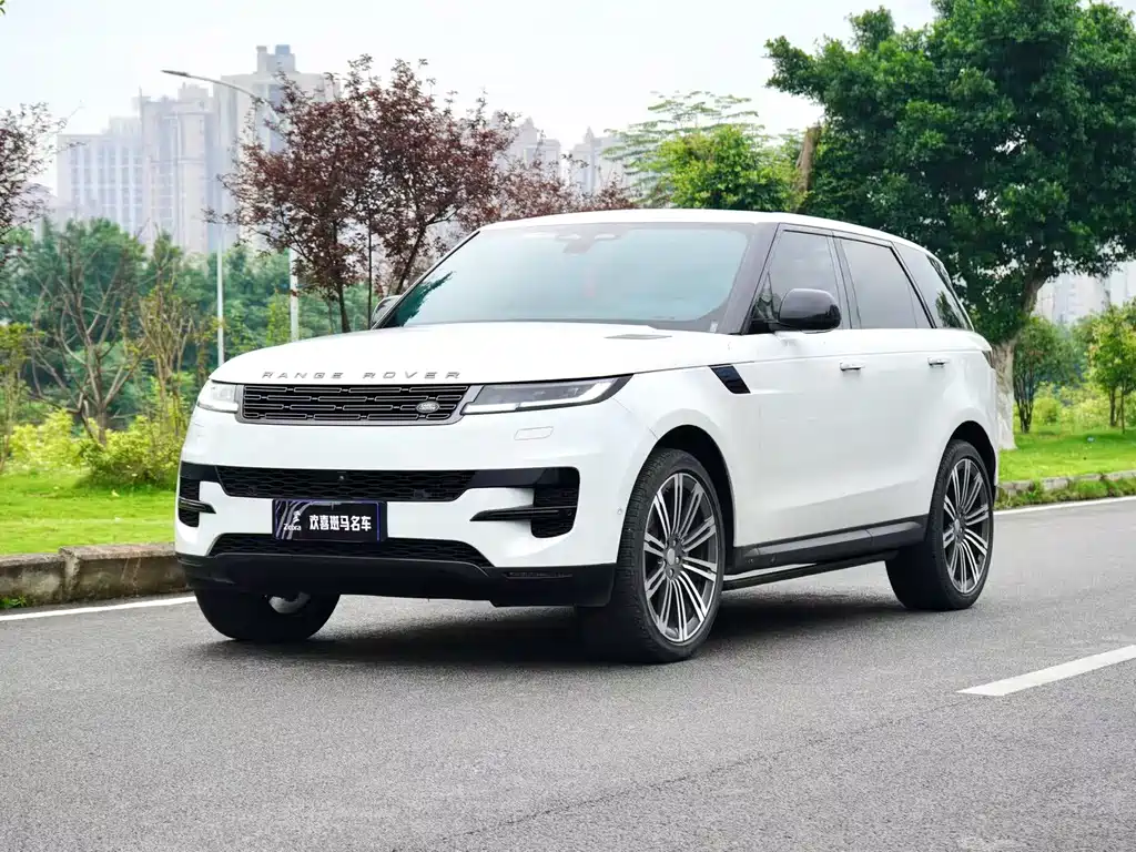 Land Rover Sport 2023 — фото 1