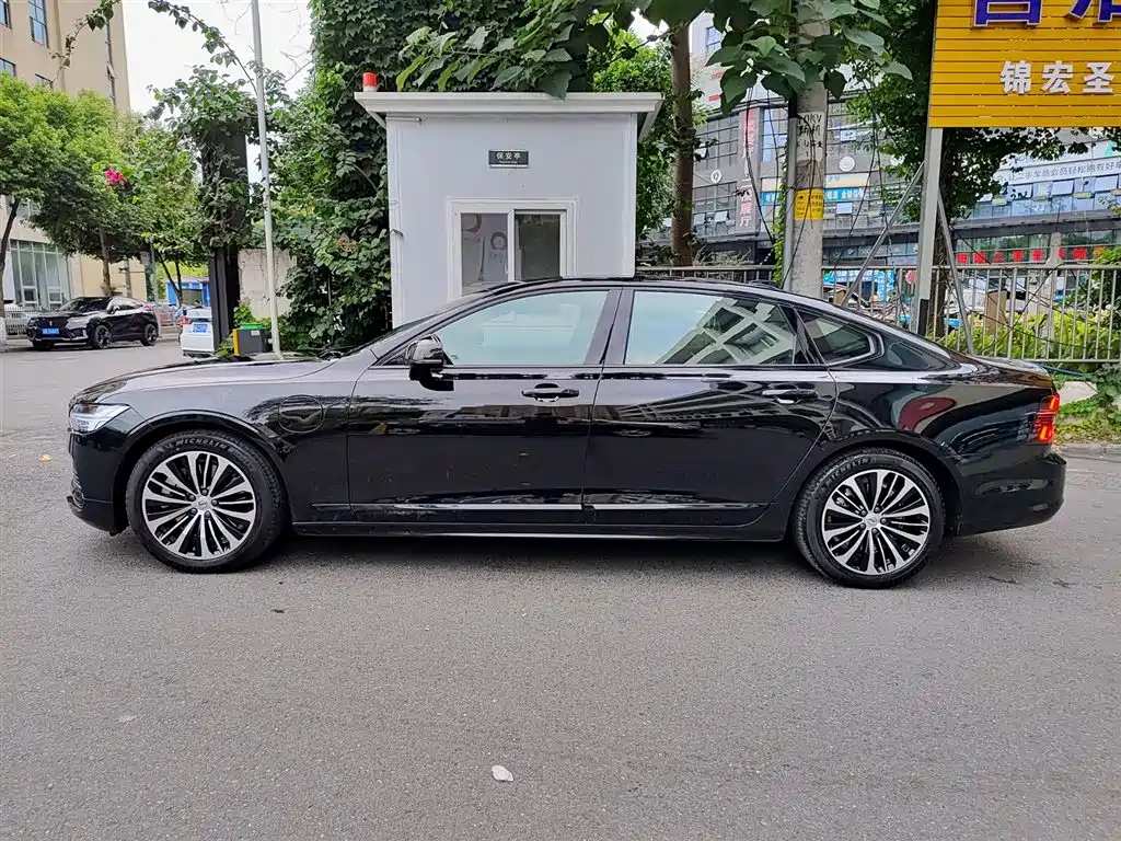 Volvo S90 PHEV 2023 — фото 3