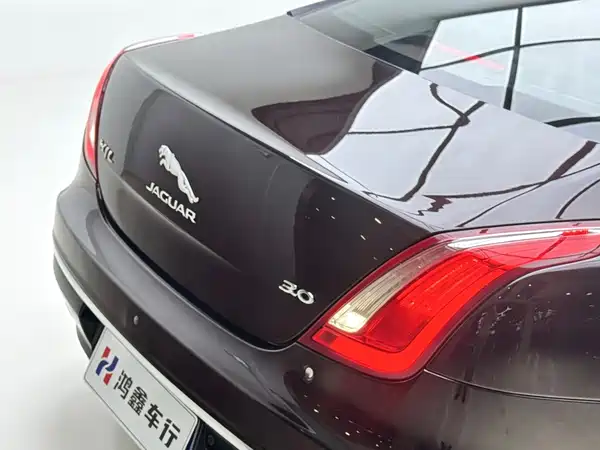 Jaguar XJ 2018