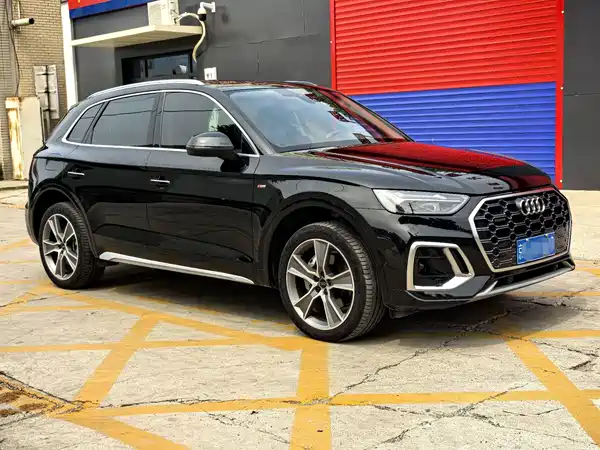 Audi Q5L 2021