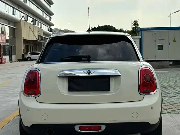 MINI 2017