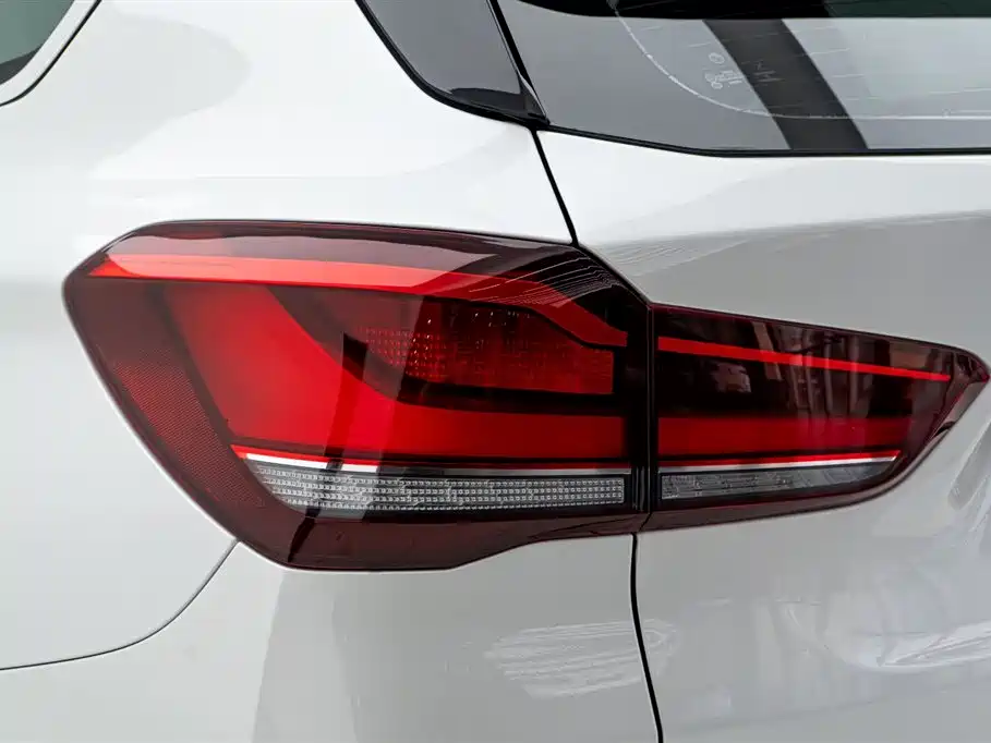 BMW X1 2021 — фото 11
