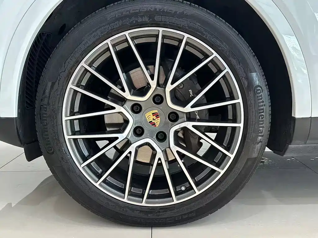 Porsche Cayenne 2022 — фото 14