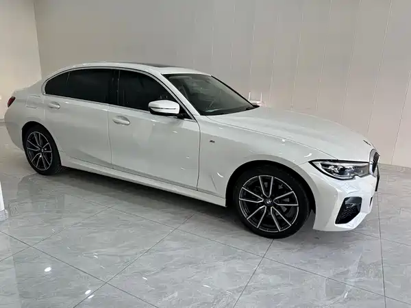 BMW 3 Series 2021