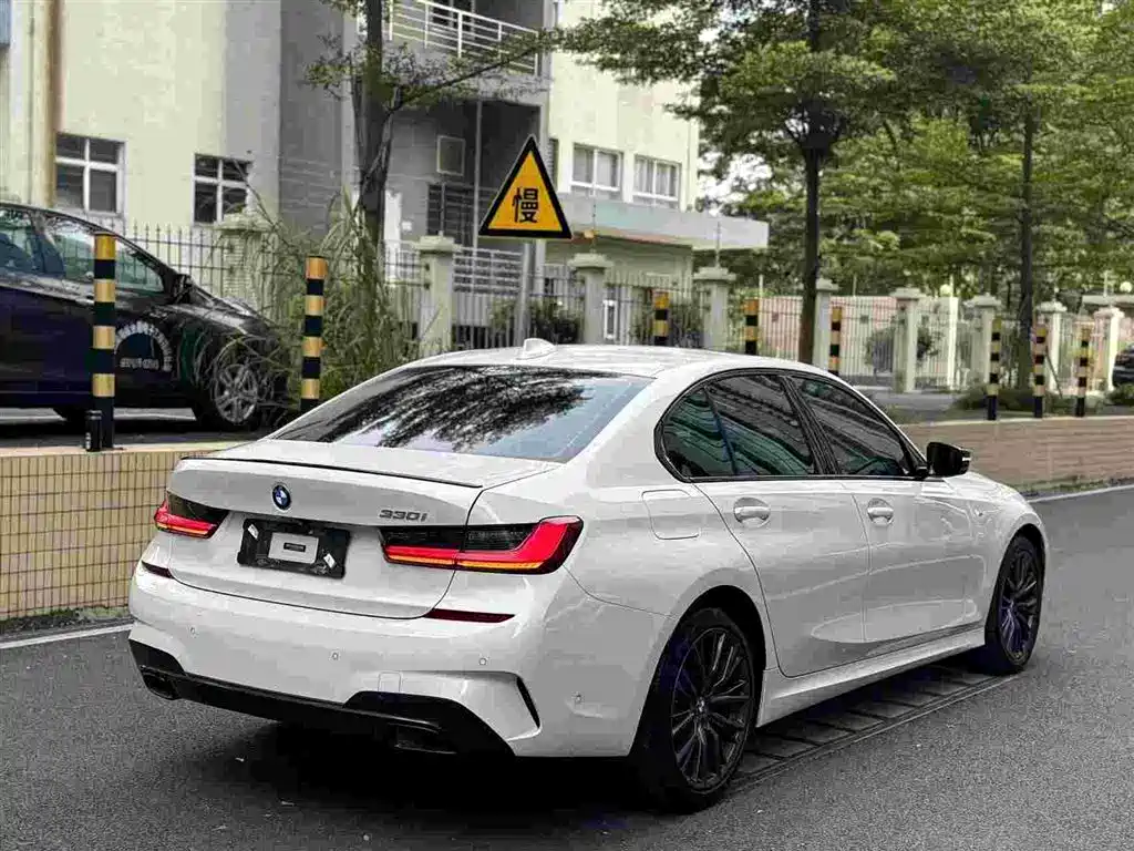 BMW 3 Series 2020 — фото 2
