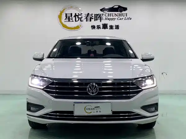 Volkswagen Sagitar 2022