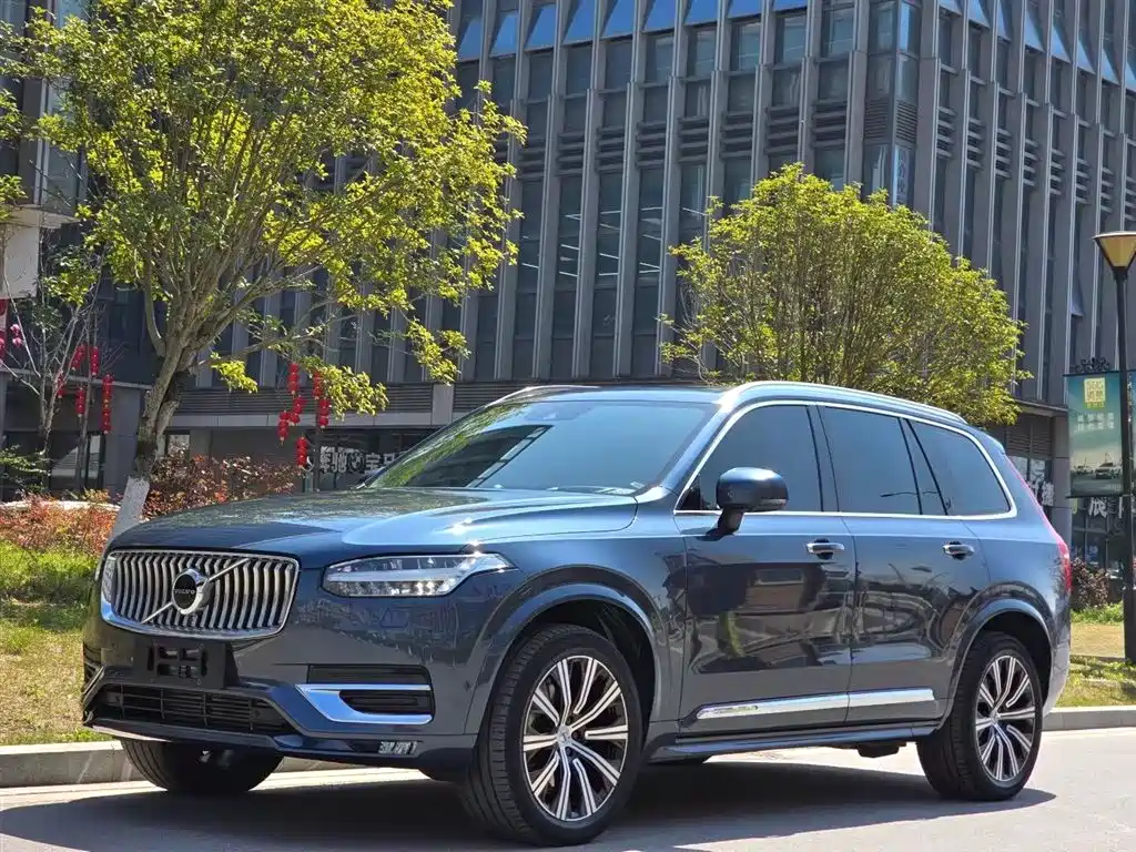 Volvo XC90 2020 — фото 1