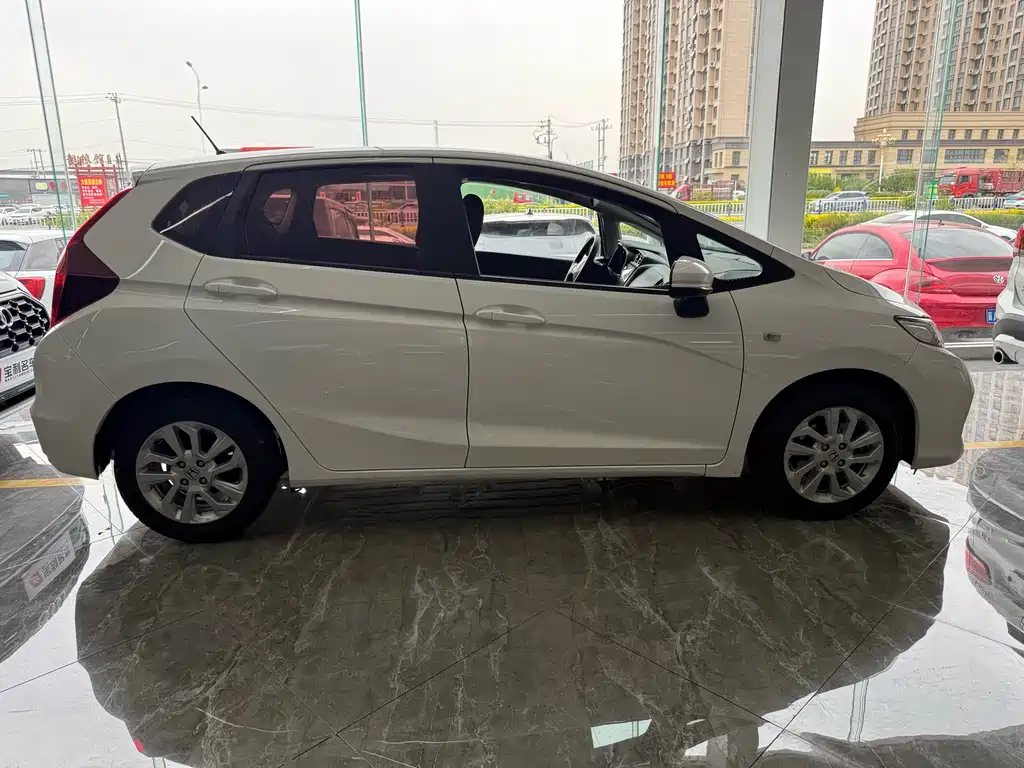 Honda Fit 2019 — фото 10
