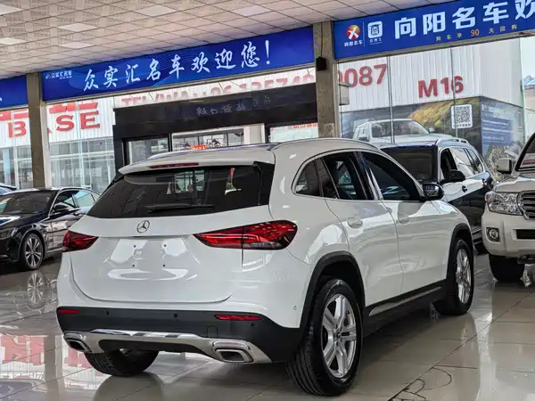 Mercedes-Benz GLA 2022