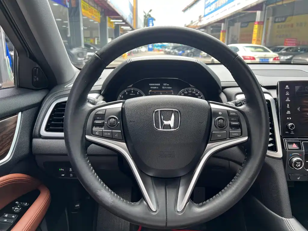 Honda UR-V 2018 — фото 13