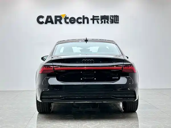 Audi A7L 2023