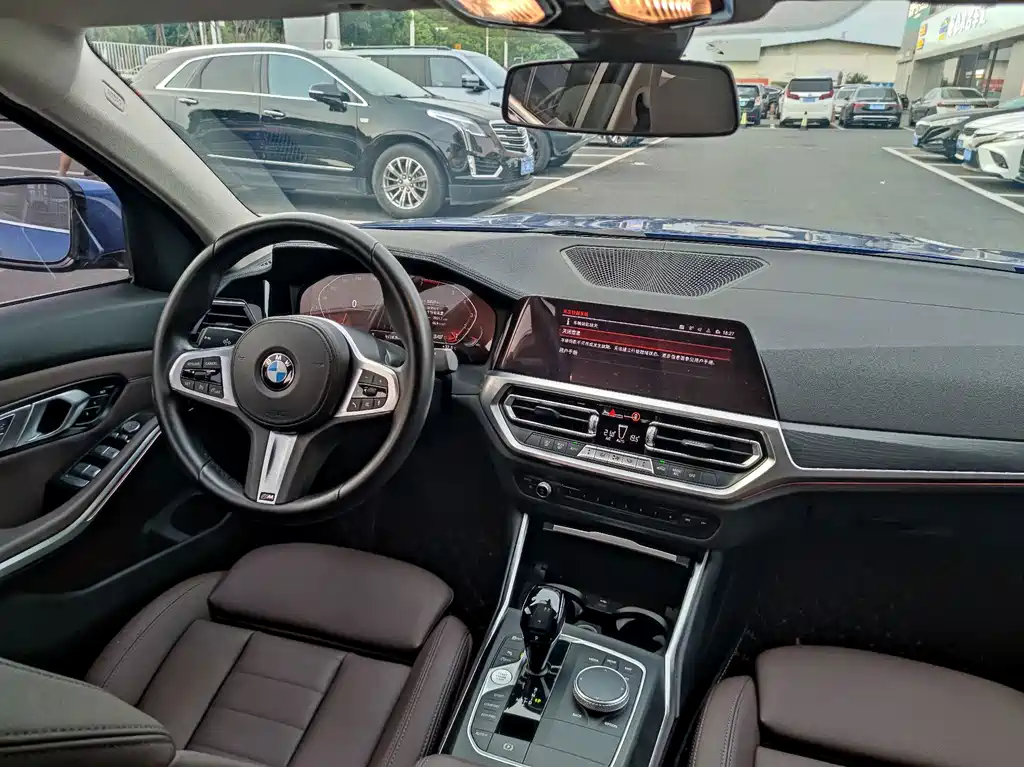 BMW 3 Series 2021 — фото 14