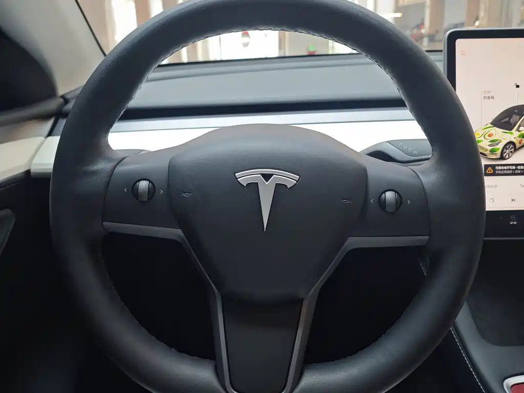Tesla Model Y 2022 — фото 10