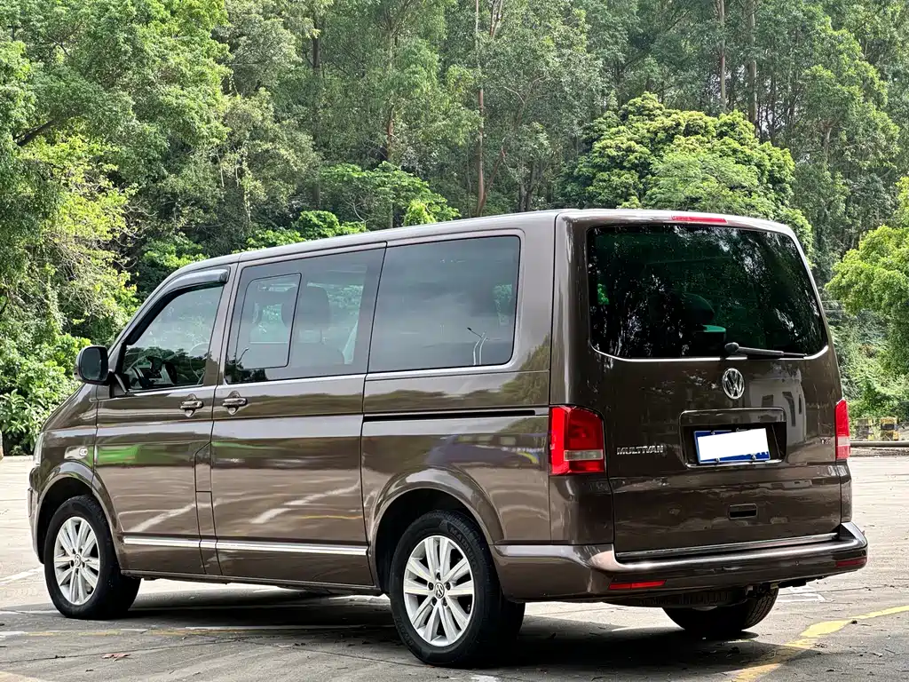 Volkswagen Multivan 2015 — фото 3