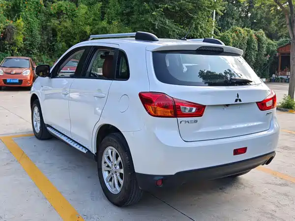 Mitsubishi Jinxuan ASX 2015