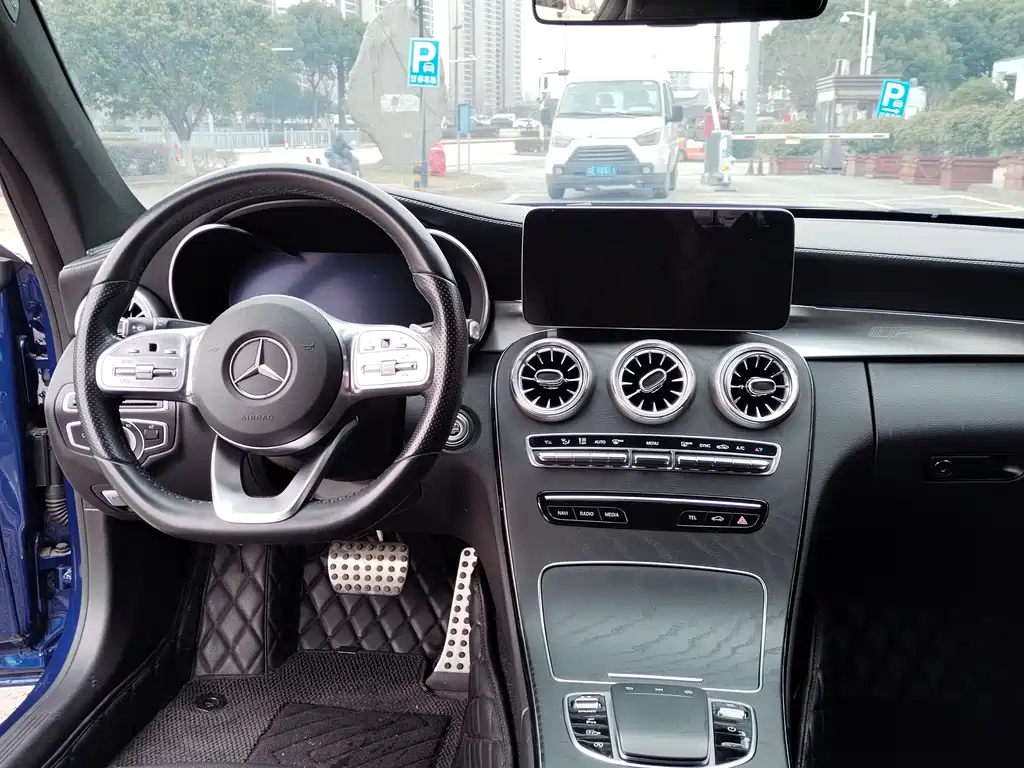 Mercedes-Benz C-Class 2020 — фото 21