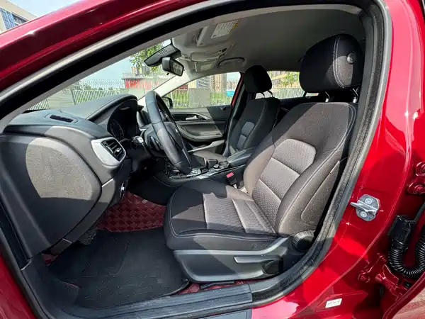 Infiniti QX30 2019