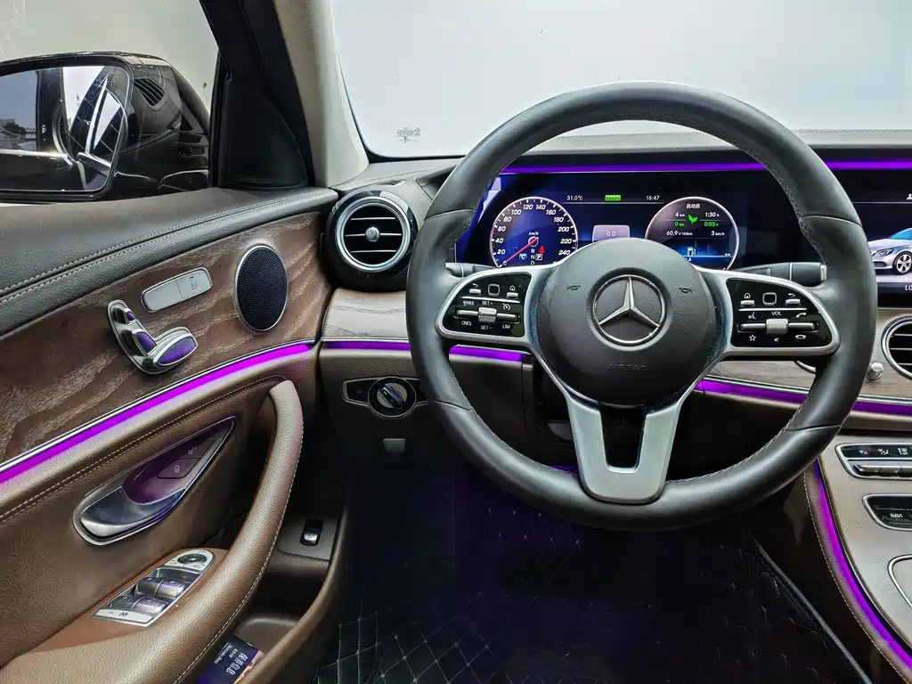 Mercedes-Benz E-Class 2020 — фото 9