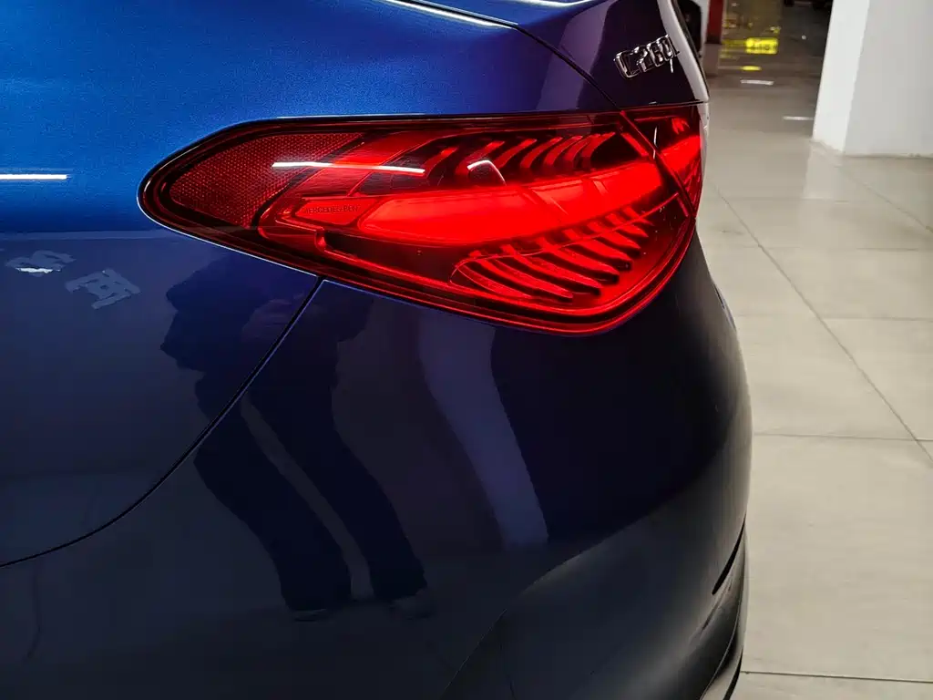 Mercedes-Benz C-Class 2022 — фото 12