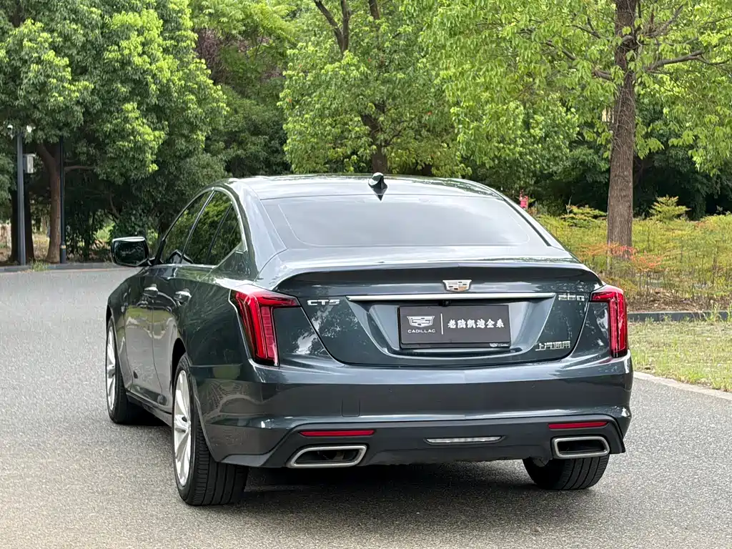 Cadillac CT5 2022 — фото 21