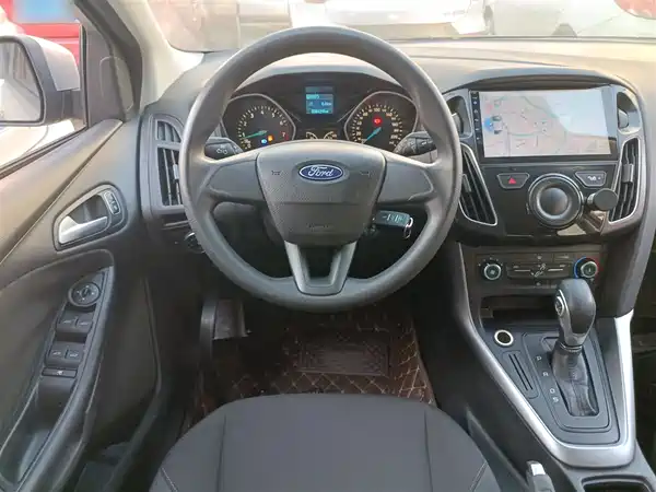 Ford Focus 2015