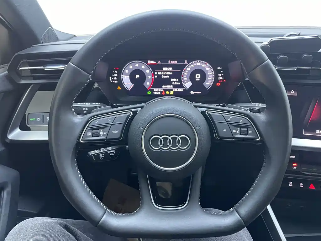 Audi A3 2022 — фото 11