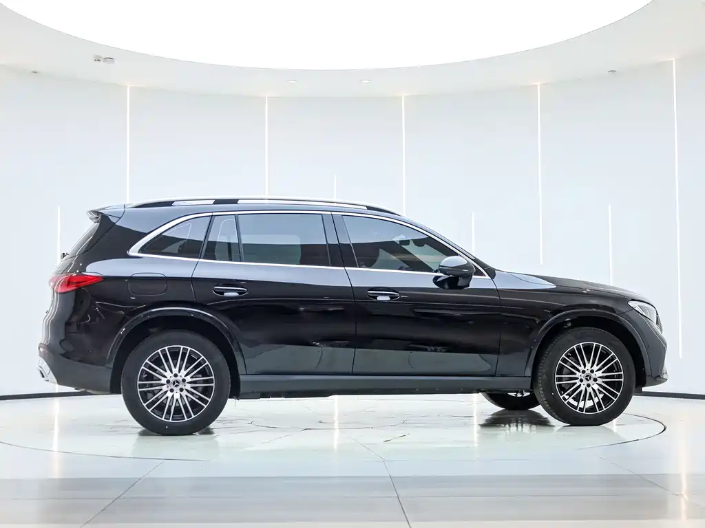 Mercedes-Benz GLC 2026
